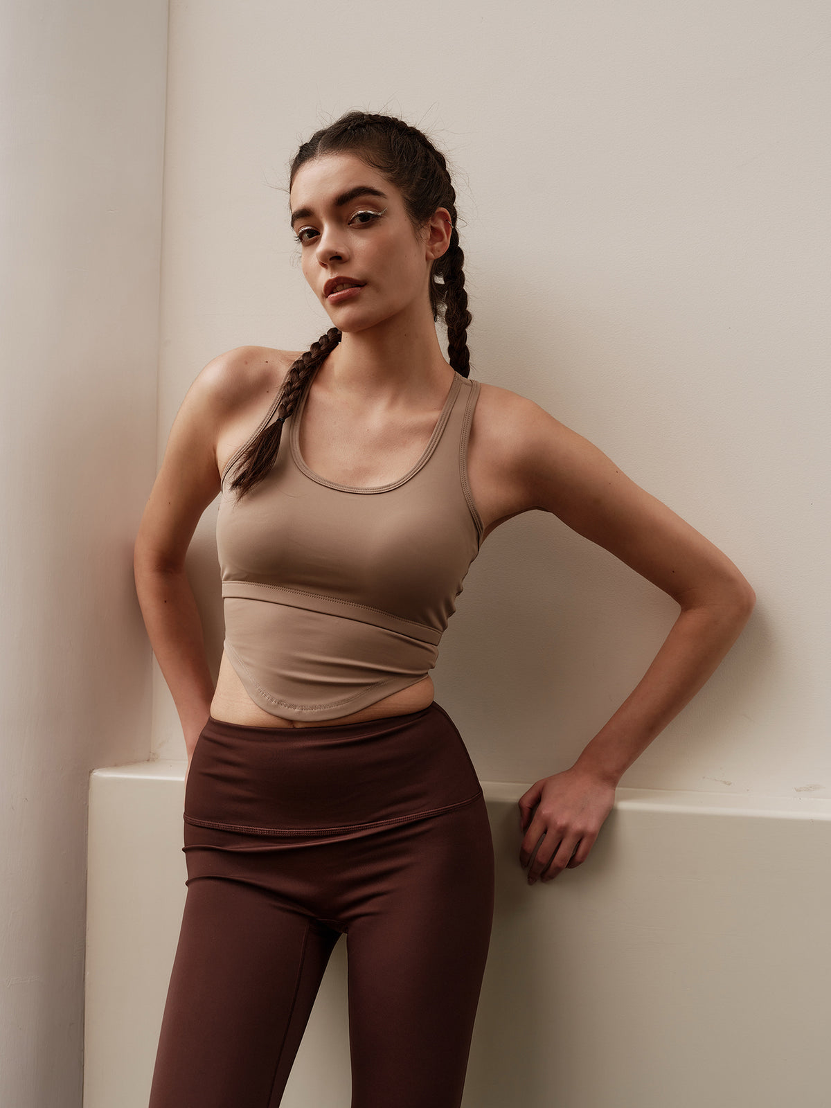 Racerback Cropped Yoga Vest – Khaki